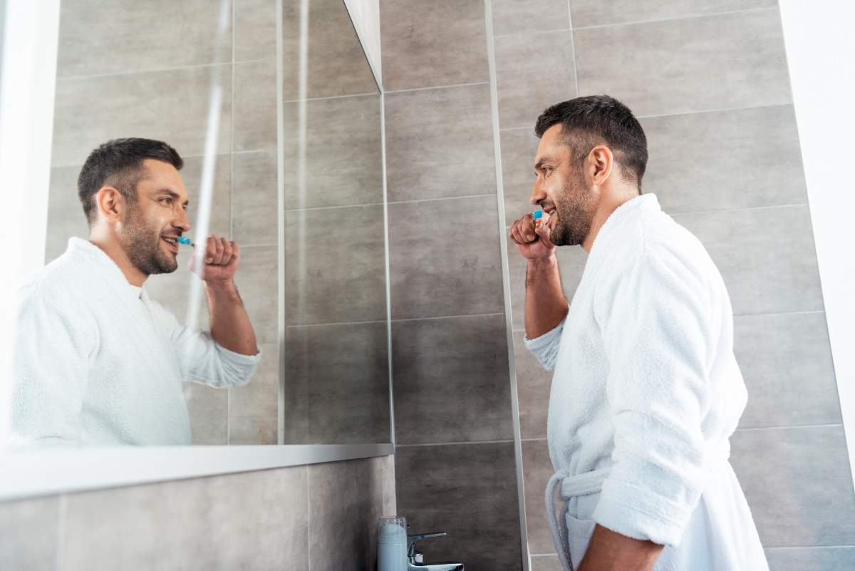 Can I brush my teeth while fasting?
